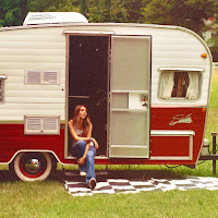 Jada Facer - Caravan загрузить