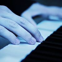 Jurrivh - Cry загрузить