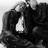 Sara James - Dziś Mnie Mija Cały Świat Ft Szczyl загрузить