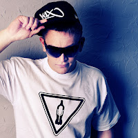 Витя Матанга - Как Она Меня Выносит загрузить