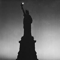 $Yanic - World Monarch загрузить